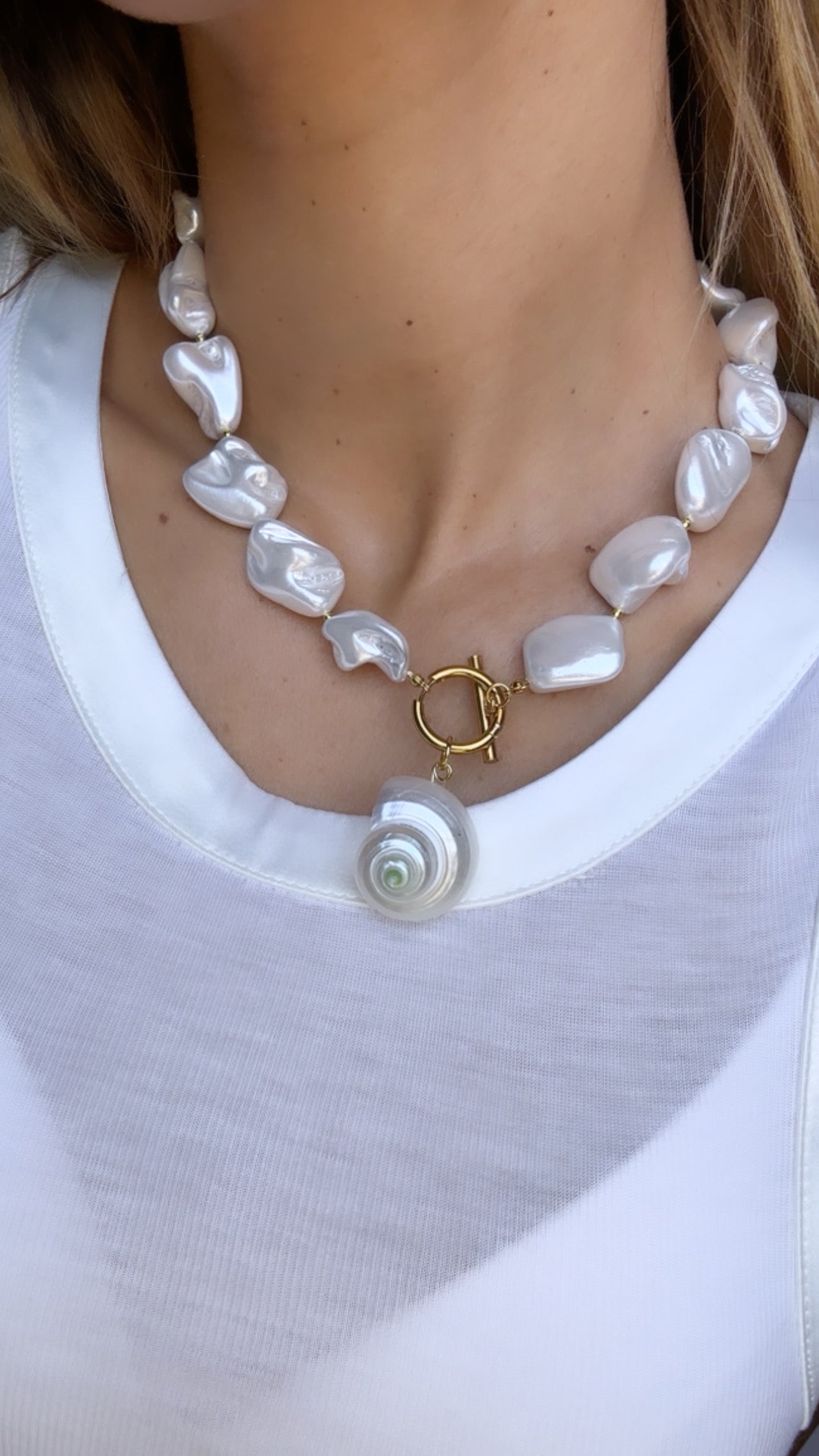 Collier Shell