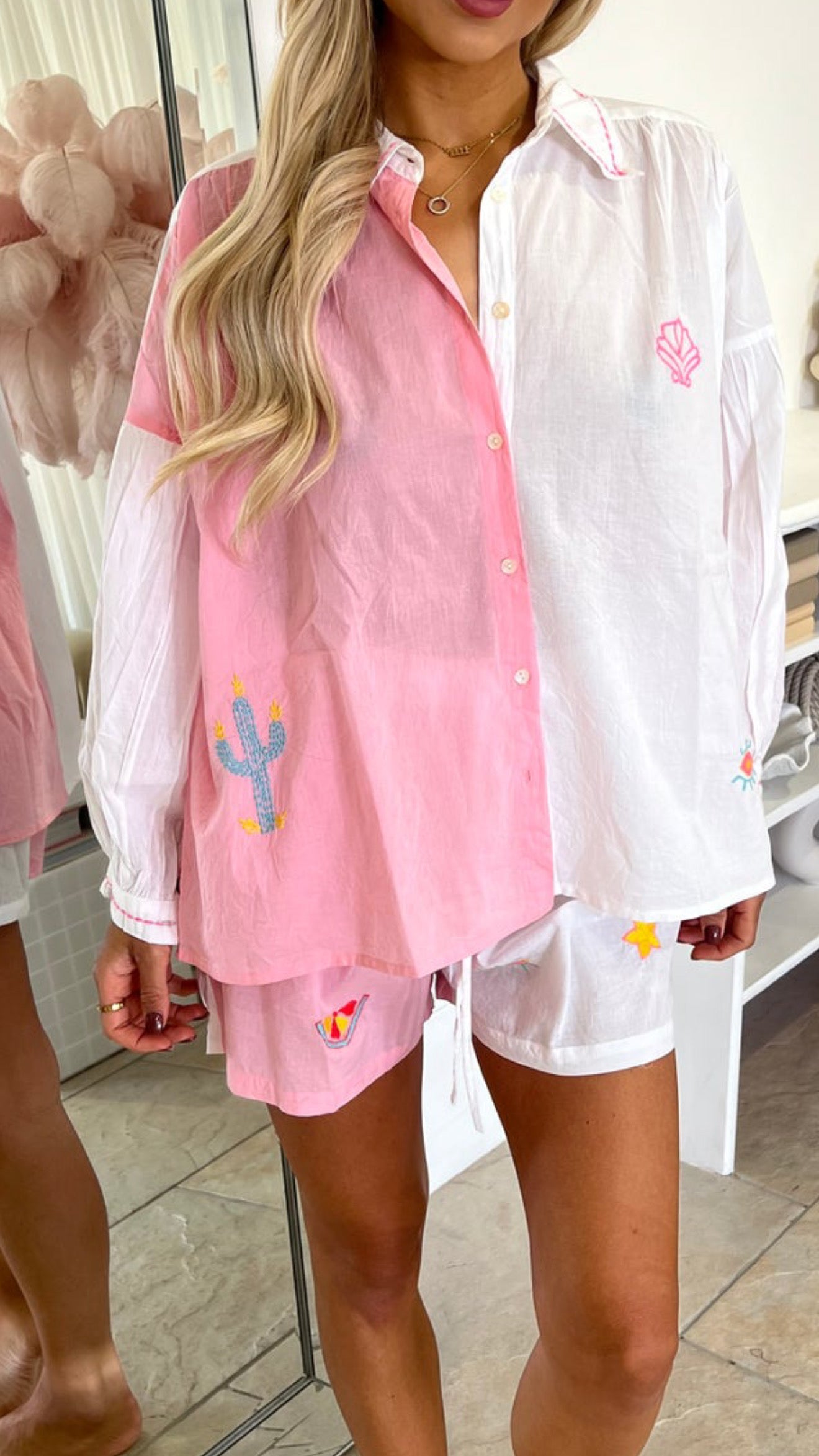 Ensemble Sea Rose